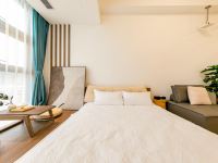 斯维登度假公寓(珠海湾区1号店) - 舒适大床房