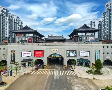 シティ コンフォート インホテル(南寧隆安高速鉄道駅那城) 隆安のホテル