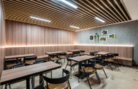 如家派柏·雲飯店（成都天宇路地鐵站輕工職業技術大學店）