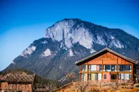 Wanghu Inn