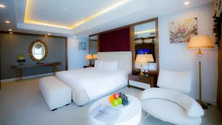 0205o120008n7yo6pADD2 R 320 180 R5 D