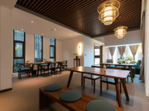 Qieman · Huanshan Viewing Life Boutique Hotel (Yuntai Mountain Anshang Service Area Branch) Hotels in Xiuwu