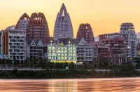 Chufan River View Hotel (Xishuangbanna Jinghong Gaozhuang Xishuangjing Star Night Market) Hotels near Jinghong Passenger Bus Station