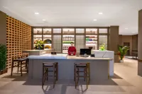 Lailu Minshan Hotel