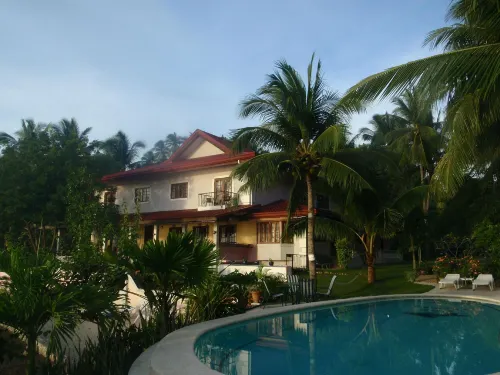 Las Flores Beachside Hotel Hotels in Sogod