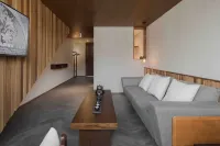 Yuangu Shanlan Hotel - Airport Shuttle