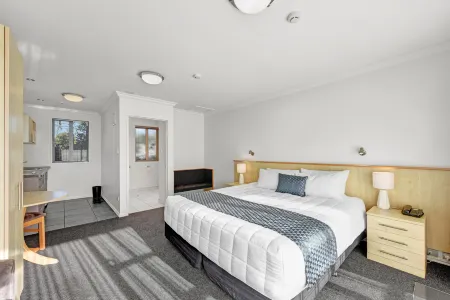The Hotel Nelson