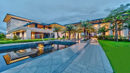 Grand Skylight International Hotel Shenzhen Pingshan Отели рядом с достопримечательностью «Dongjiang Column Memorial»