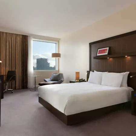 Hilton London Canary Wharf Отели рядом с достопримечательностью «Дептфорд»