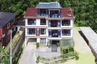 Yizhuju · Cloud Skiing · Forest View · Party Family Vacation Homestay