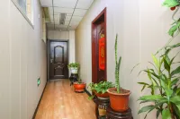 Renqiu Yueheng Business Express Hotel فنادق في رنتشيو