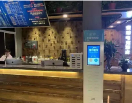 肥東嗯哼電競民宿