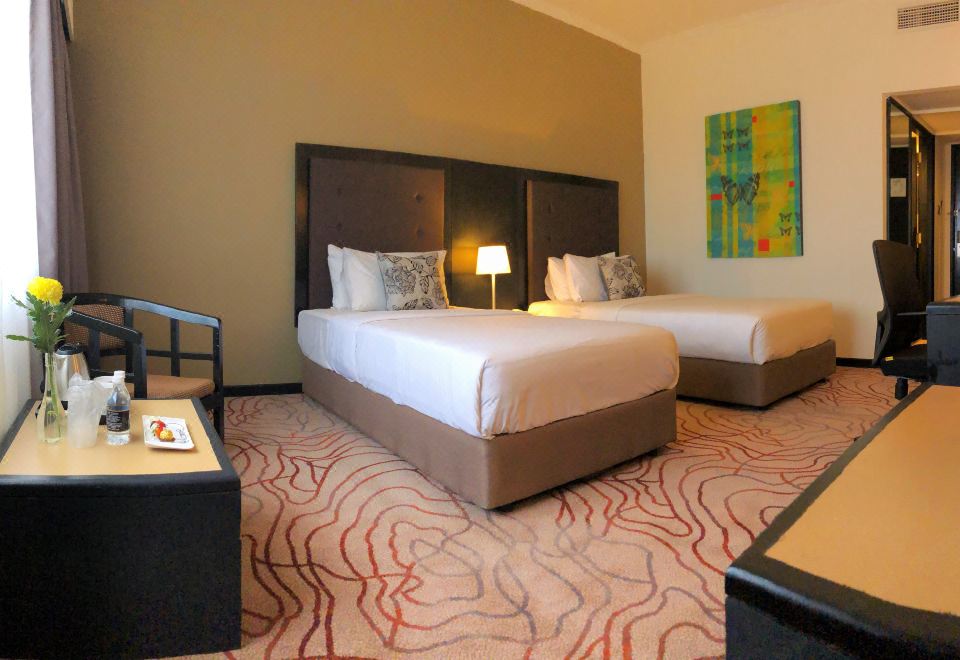 임피아나 호텔 이포