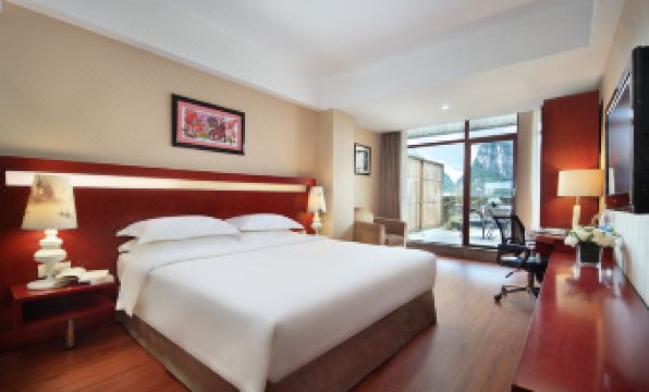 Elite Garden Hotel