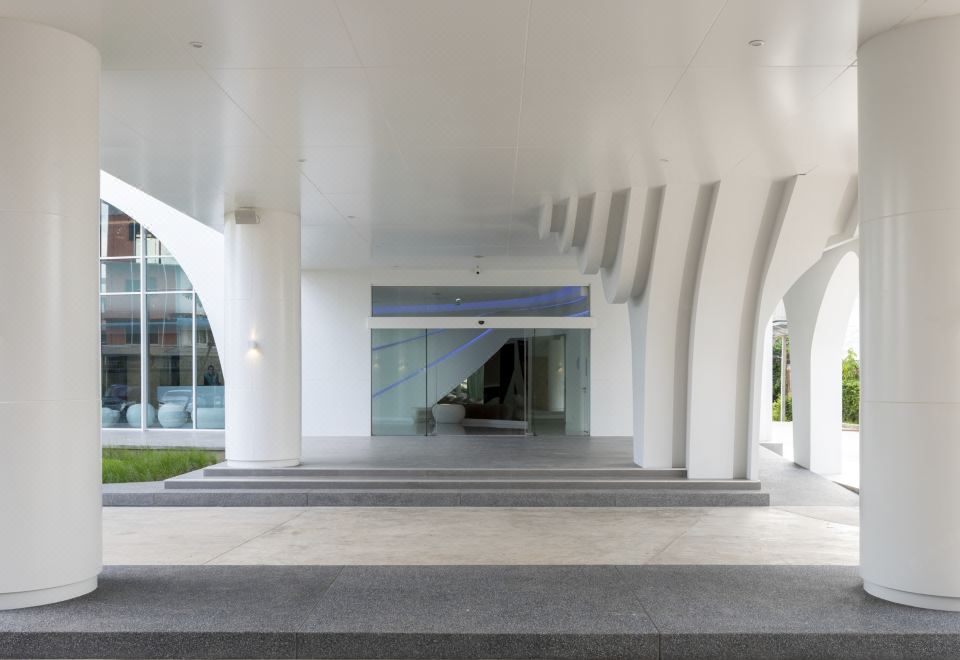 벨라 디우돈타니의 깨끗하고 넓은 로비 사진