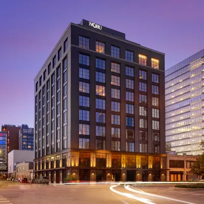 نوبو هوتل شيكاجو Hotels near استوديوهات هاربو