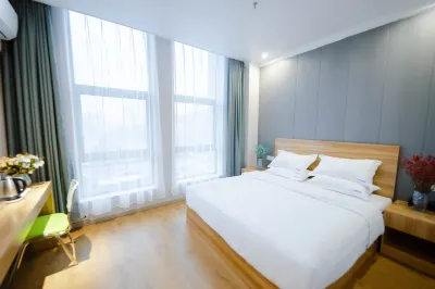 Guiyang Guanshan Lake Momo Hotel
