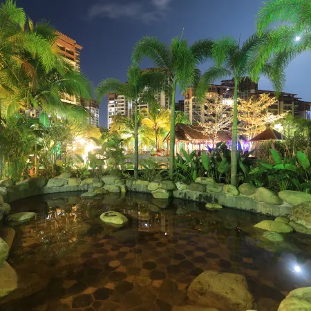 Baoting ShuangDa Luxury Hot Spring Hotel