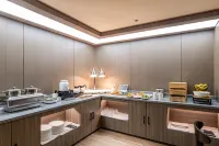 漢庭飯店（烏魯木齊中營工地鐵站店） - 2 星級