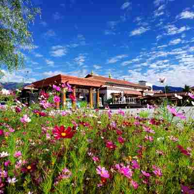 林芝工布莊園希爾頓酒店 Hotel Exterior
