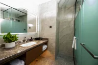 Yilong Hotel (Fuhai Wulunguhu Park Branch)