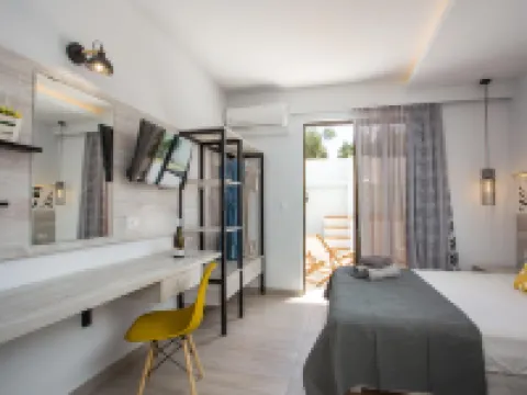 Casa Stavris Hotels in Kallithea