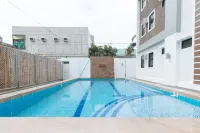 RedDoorz Plus @ DBuilders Poblacion BGC
