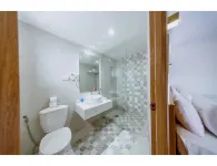 Happy Life Green Hotel