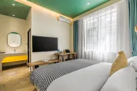 Chuxiong Yishang Rugu Inn