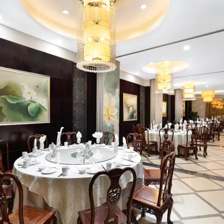 Sanding Huayue Hotel