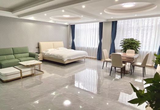 홍쿤 호텔 외관