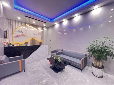 Platinum Hot Spring Apartment (Fucheng Expressway Toll Gate) Отели рядом с достопримечательностью «Tonggufeng Scenic Area»