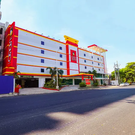 Hotel Sogo Macapagal Отели рядом с достопримечательностью «Gabriel "Flash" Elorde Museum»