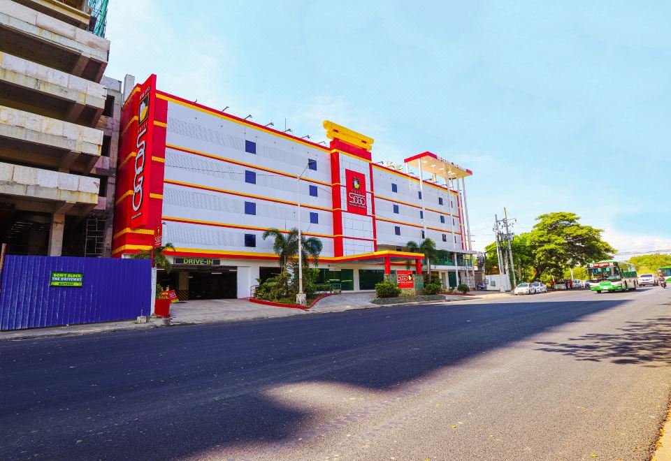 create a vibrant and eye-catching appearance at Hotel Sogo Macapagal