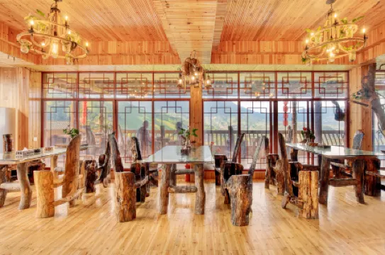 Longji Huanxi Lanyue Panoramic Homestay