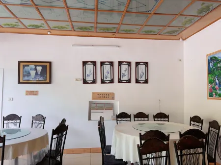 Jinfuyuan Farm Restaurant Отели рядом с достопримечательностью «Hubei Ming and Qing Dynasties Ancient Architecture Museum»