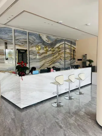 Mingcheng Hotel Отели рядом с достопримечательностью «Mao Zedong Former Residence (Northwest to Sanwan Travel Shopping Center)»