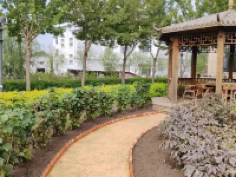 Yulongze Business Club โรงแรมในว่างขวย