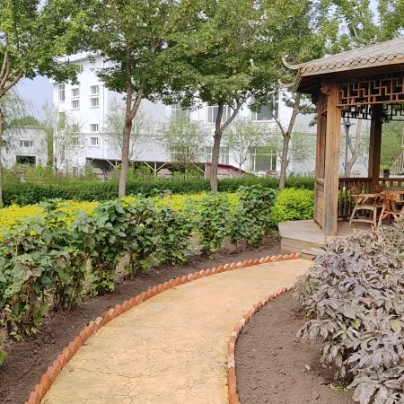 Yulongze Business Club