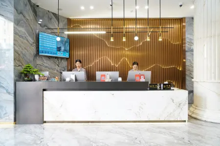 Chongyi International Hotel