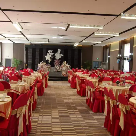 Luonan Jiahong Hotel