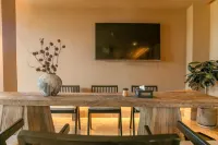 Xiaoman | Mountain Sea View · Lakeside Vacation Apartment (Lugu Lake Puluo Pier) - Kitchens