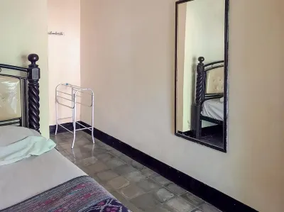 OKA Homestay Mitra RedDoorz Hotels in Cilinaya