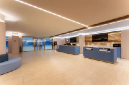 โรงแรม HanTing (สนามบินนานาชาติเย่าชาง จี่หนาน)