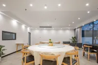 Wei Pan · Mountain River Mail Moon · Garden View Resort (Wuyuan Culture Square Store) - 3 stjerner