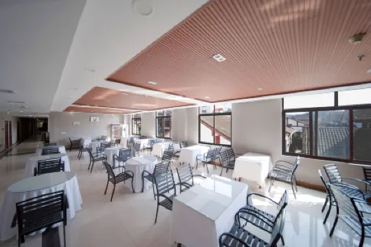 Huangguoshu Heyuan Hotel