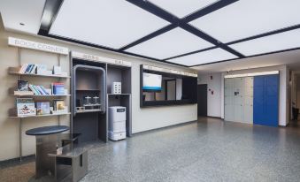 Jinan Olympic Sports Center Provincial Hospital East Campus Light Residence Hotel