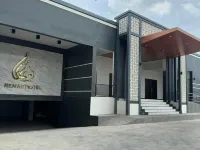 Remas Hotel Hat Yai Hotels near Mahattamangkalaram Temple (Wat Hat Yai Nai)