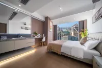 Chenjing Yunjing · Skyline High-Rise Riverview Homestay (Jiefangbei & Hongyadong Branch) - สัตว์เลี้ยง
