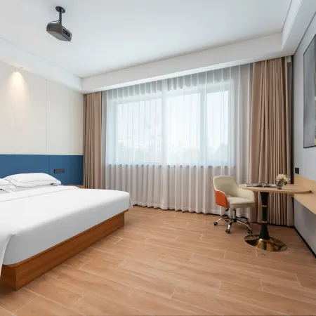 Shuigui Movie Hot Spring Hotel (Dezhou Tianqu Industrial Park Dezhou University)